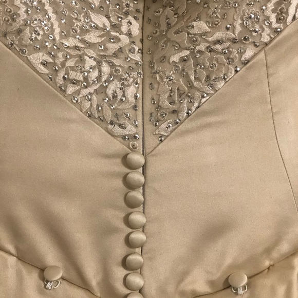 Kenneth Pool Wedding Dress! Beautiful! - Picture 6 of 10